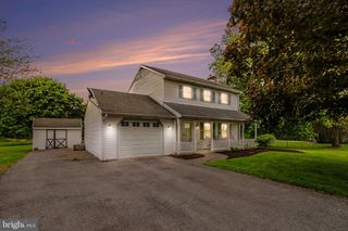 685 S MIDDLESEX ROAD, Carlisle, PA 17015