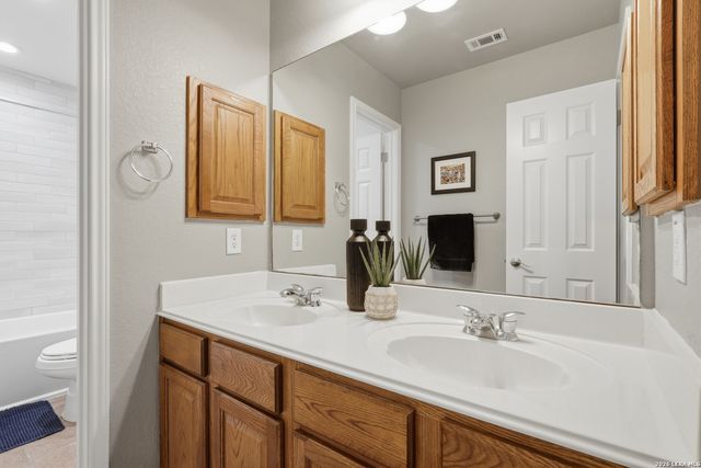 3418 Puesta De Sol, San Antonio, TX 78261