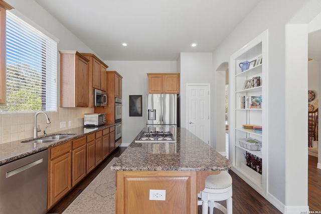 3418 Puesta De Sol, San Antonio, TX 78261