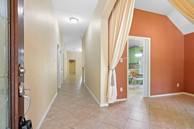 20130 E Lakebridge Lane, Richmond, TX 77407