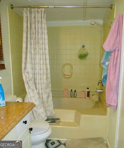 34 Holly Drve, Carrollton, GA 30116