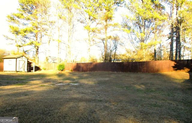 34 Holly Drve, Carrollton, GA 30116