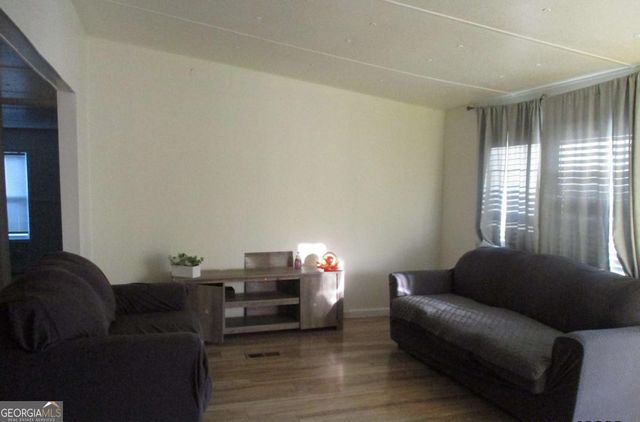 34 Holly Drve, Carrollton, GA 30116