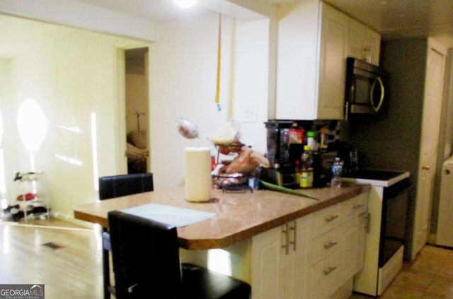 34 Holly Drve, Carrollton, GA 30116