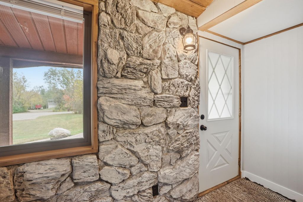 8727 Giffort Avenue NE, Monticello, MN 55362 — photo 2