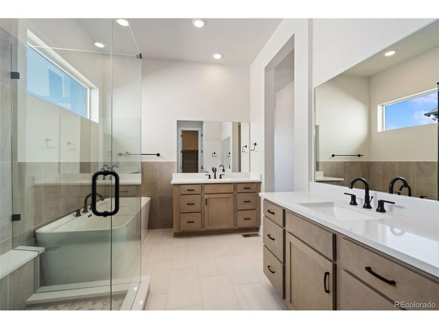 1585 Winter Glow Dr, Windsor, CO 80550