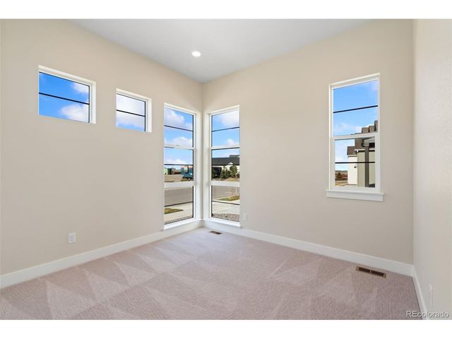 1585 Winter Glow Dr, Windsor, CO 80550