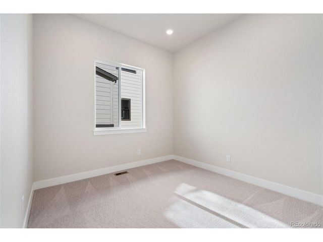 1585 Winter Glow Dr, Windsor, CO 80550