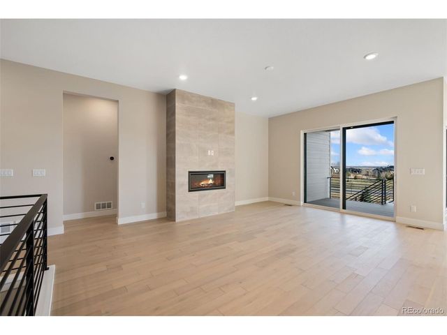 1585 Winter Glow Dr, Windsor, CO 80550