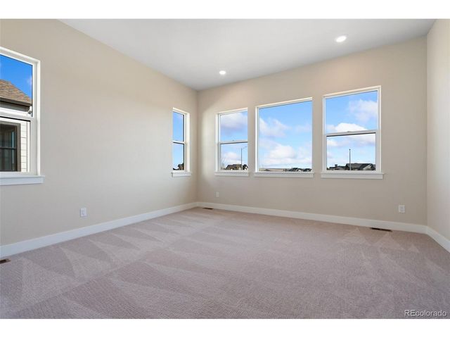 1585 Winter Glow Dr, Windsor, CO 80550