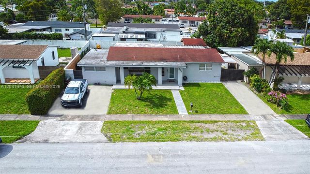 855 W 70th Pl, Hialeah, FL 33014