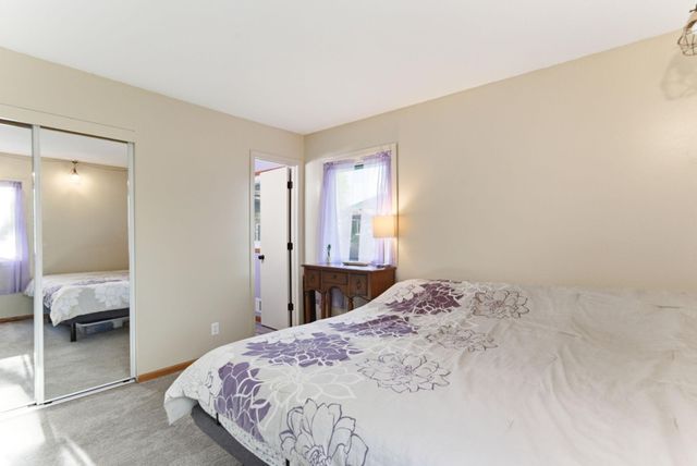 2075 N Ivy Street, North Saint Paul, MN 55109