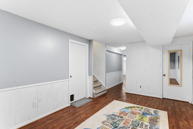 2075 N Ivy Street, North Saint Paul, MN 55109