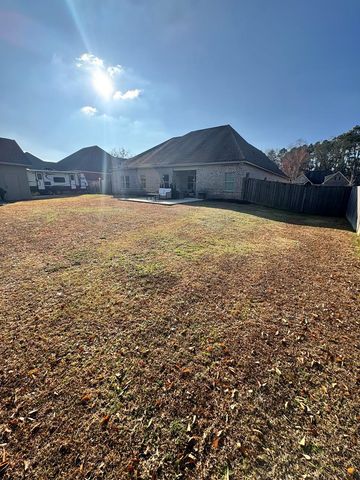 114 Tablerock Court, Dothan, AL 36301