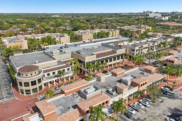 4883 Pga Boulevard 305, Palm Beach Gardens, FL 33418