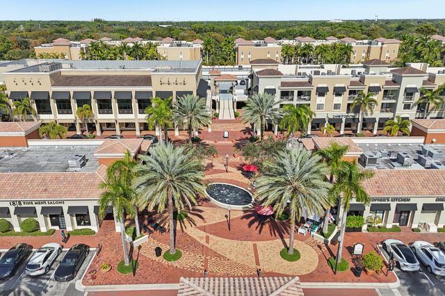 4883 Pga Boulevard 305, Palm Beach Gardens, FL 33418