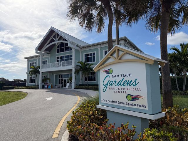 4883 Pga Boulevard 305, Palm Beach Gardens, FL 33418