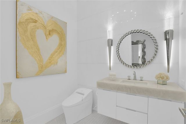 3110 Leeward LN, Naples, FL 34103