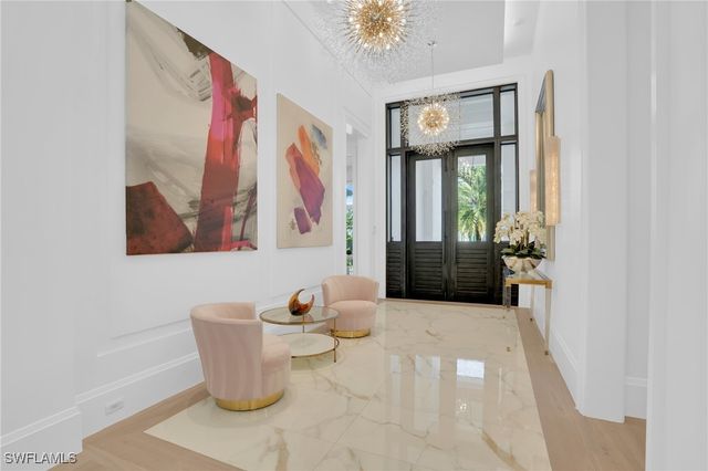 3110 Leeward LN, Naples, FL 34103