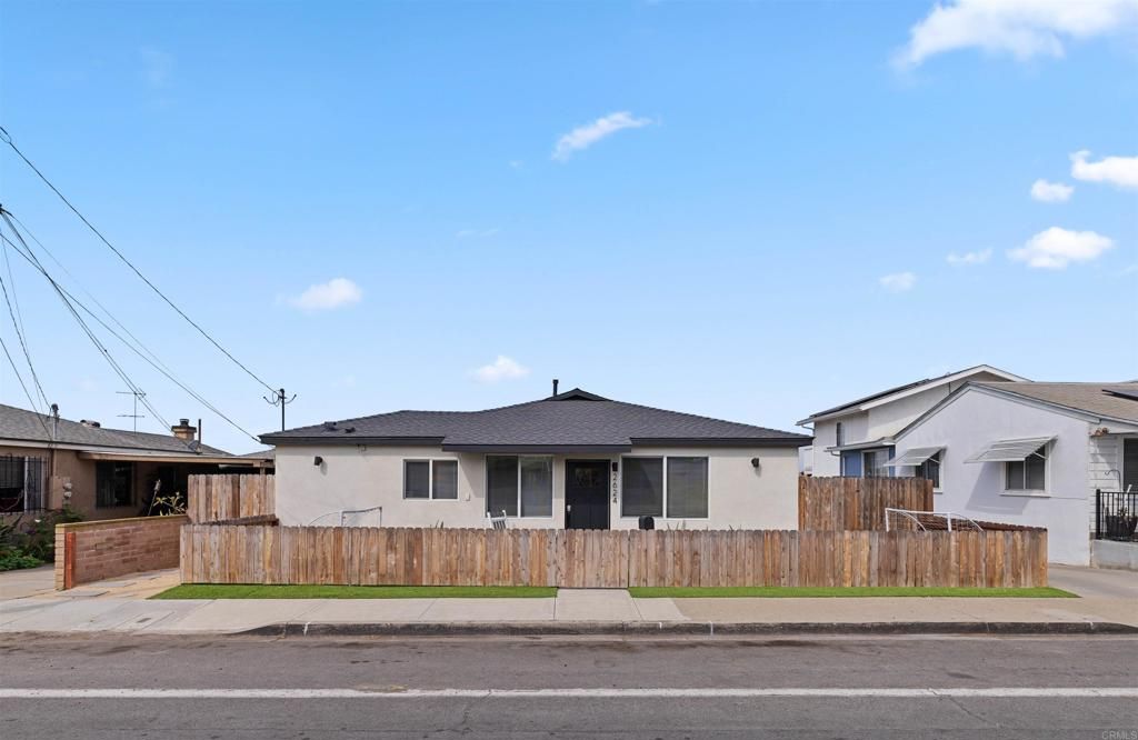 2624 Comstock Street, San Diego, CA 92111