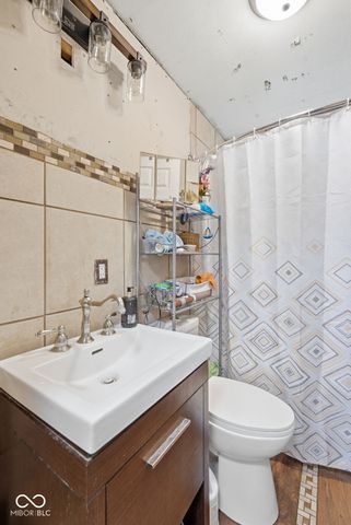 5236 E 21st Street, Indianapolis, IN 46218