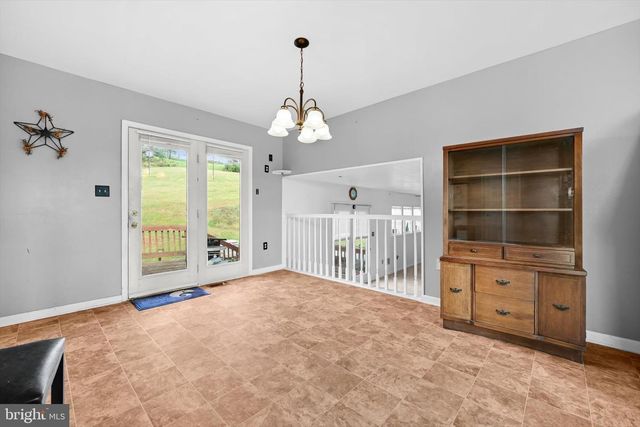16 JIMMY LEE CT, Mohrsville, PA 19541