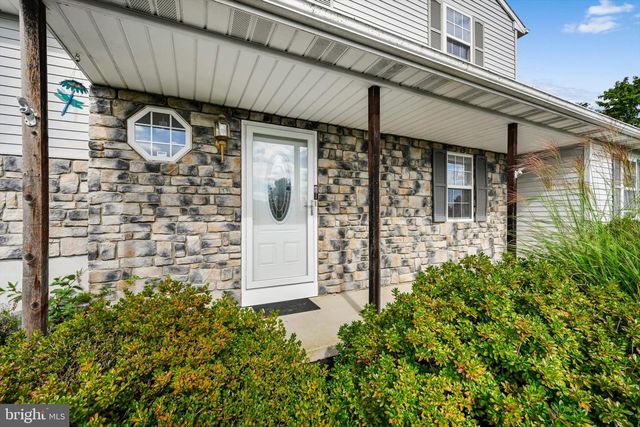 16 JIMMY LEE CT, Mohrsville, PA 19541
