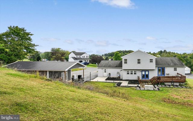 16 JIMMY LEE CT, Mohrsville, PA 19541