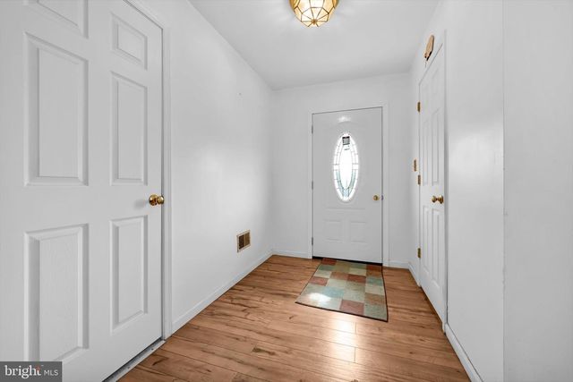 16 JIMMY LEE CT, Mohrsville, PA 19541