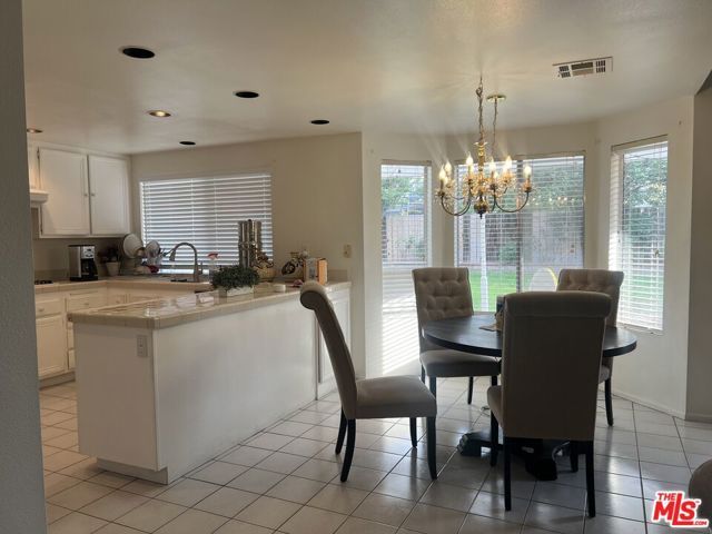 3112 Caminito Lane, Palmdale, CA 93550