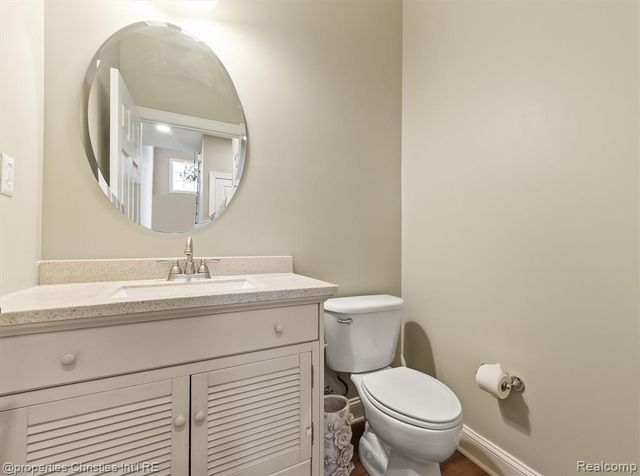 24910 Reeds Pointe Drive, Novi, MI 48374