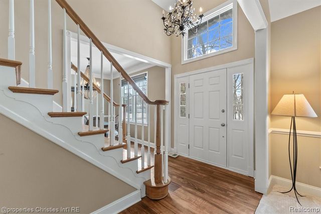 24910 Reeds Pointe Drive, Novi, MI 48374