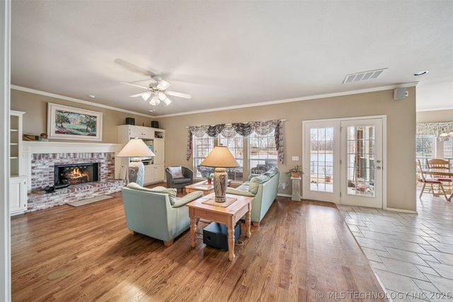 12231 S 18th Avenue E, Jenks, OK 74037