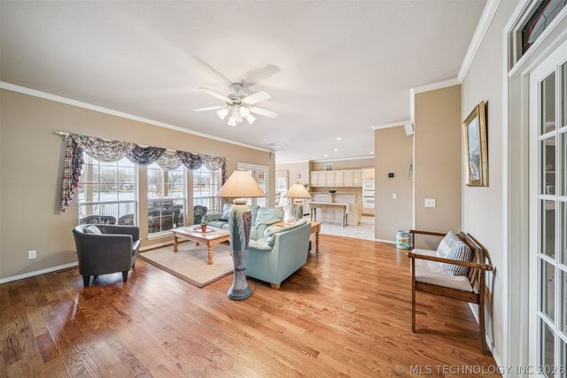 12231 S 18th Avenue E, Jenks, OK 74037