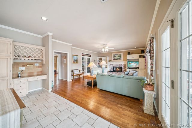 12231 S 18th Avenue E, Jenks, OK 74037