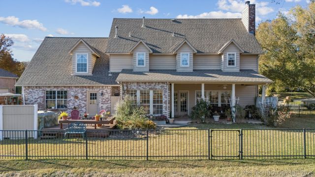 12231 S 18th Avenue E, Jenks, OK 74037