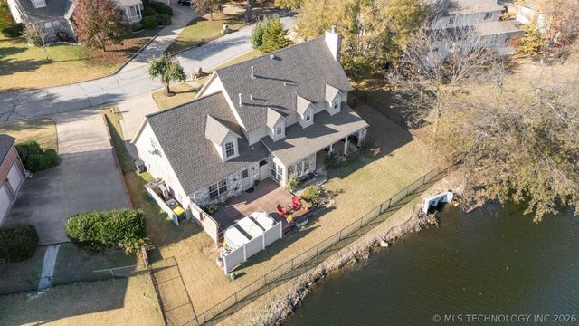 12231 S 18th Avenue E, Jenks, OK 74037