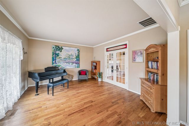 12231 S 18th Avenue E, Jenks, OK 74037