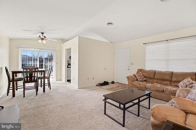 5-B MEL RON CT, Carlisle, PA 17015