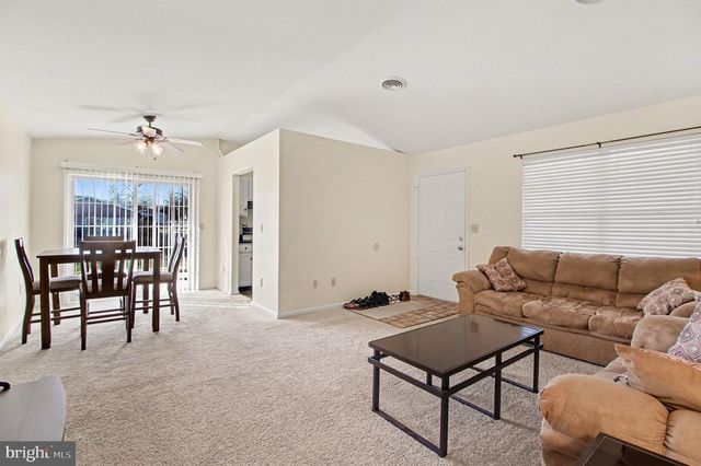 5-B MEL RON CT, Carlisle, PA 17015