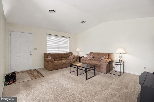 5-B MEL RON CT, Carlisle, PA 17015