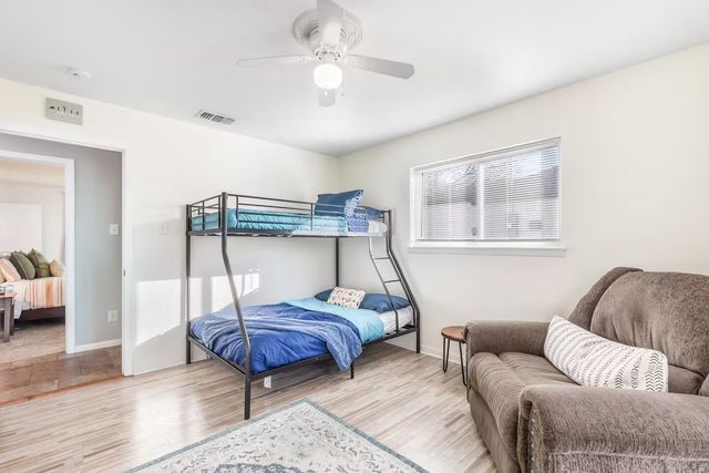 1706 Esquire Place, Grand Prairie, TX 75050