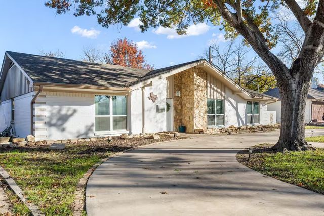 1706 Esquire Place, Grand Prairie, TX 75050