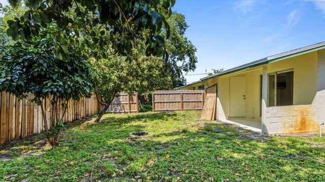 4453 Stevens Road, Lake Worth Beach, FL 33461