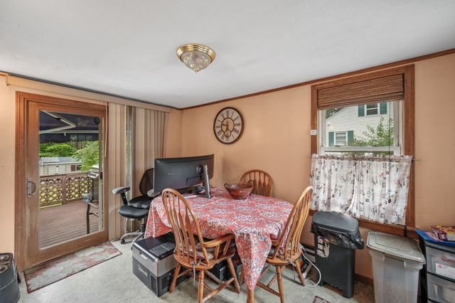 6 Marsh Ave, Salem, NH 03079
