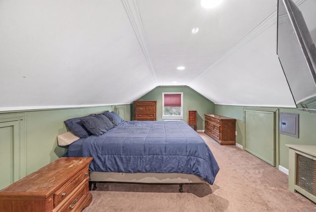 6 Marsh Ave, Salem, NH 03079