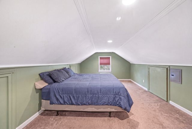 6 Marsh Ave, Salem, NH 03079