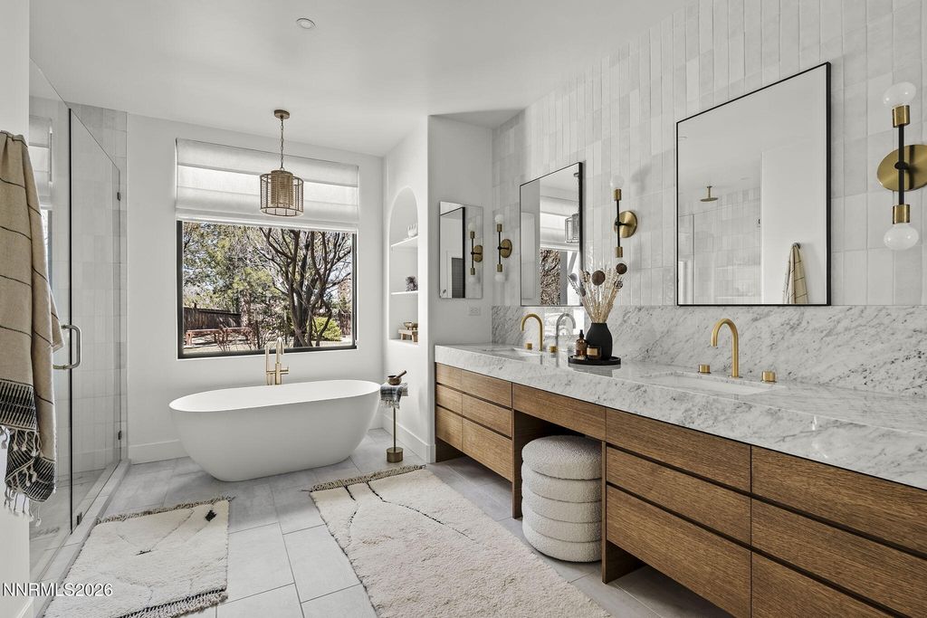 Image 27 of property listing at 4425 Dant Boulevard, Reno, NV 89509
