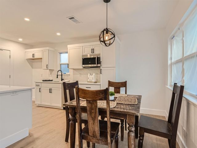 3421 Galesburg DR, Austin, TX 78745