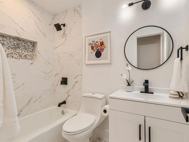 3421 Galesburg DR, Austin, TX 78745